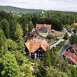 Panorama Gor - Centrum Miasta Z Widokiem Na Szrenice *
